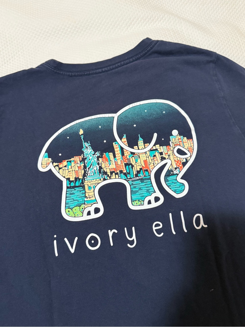 Ivory Ella Navy New York City Pocket Tee with White Elephant Graphic Size Small